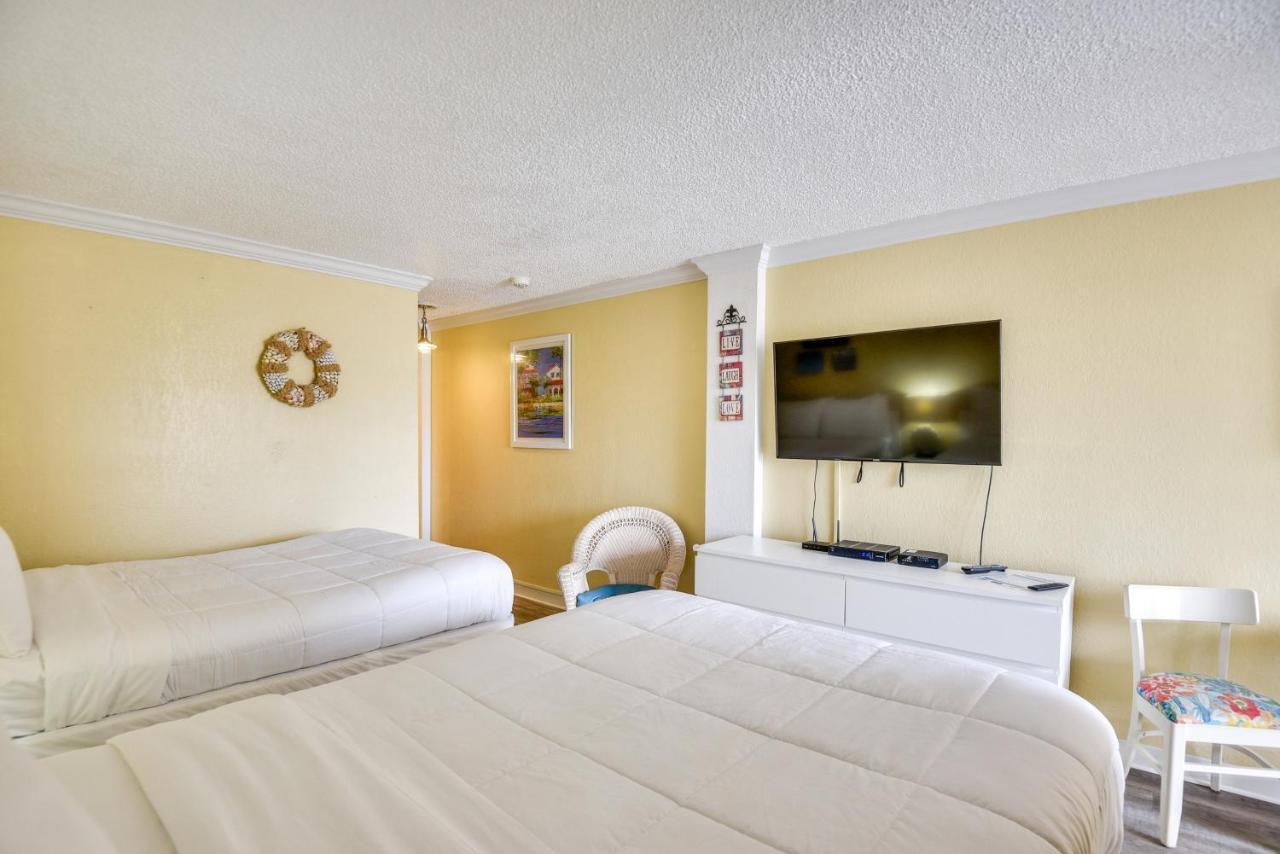 Daytona Beach Studio With Private Lanai 1 Mi To Pier Εξωτερικό φωτογραφία